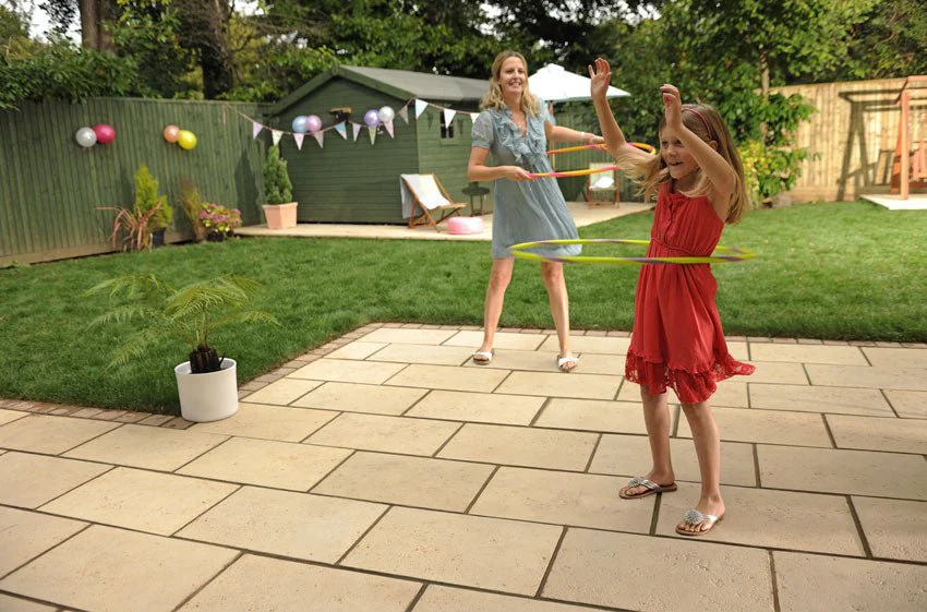 Baroque Limestone Paving Slabs Full Pack - Image 2