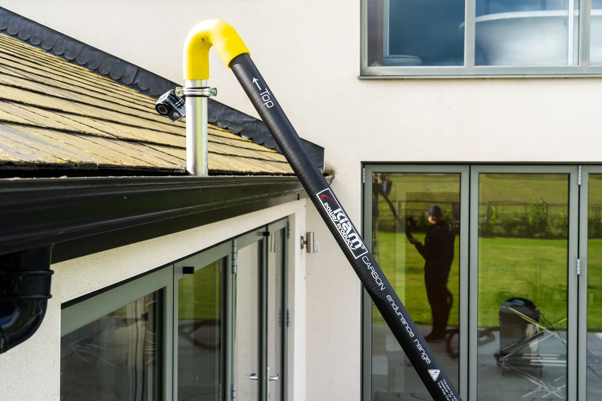 CARBON Fibre Endurance Range Push-fit Gutter Vacuum Pole Kit (51mm Diameter) 20ft-40ft Kits - Image 3