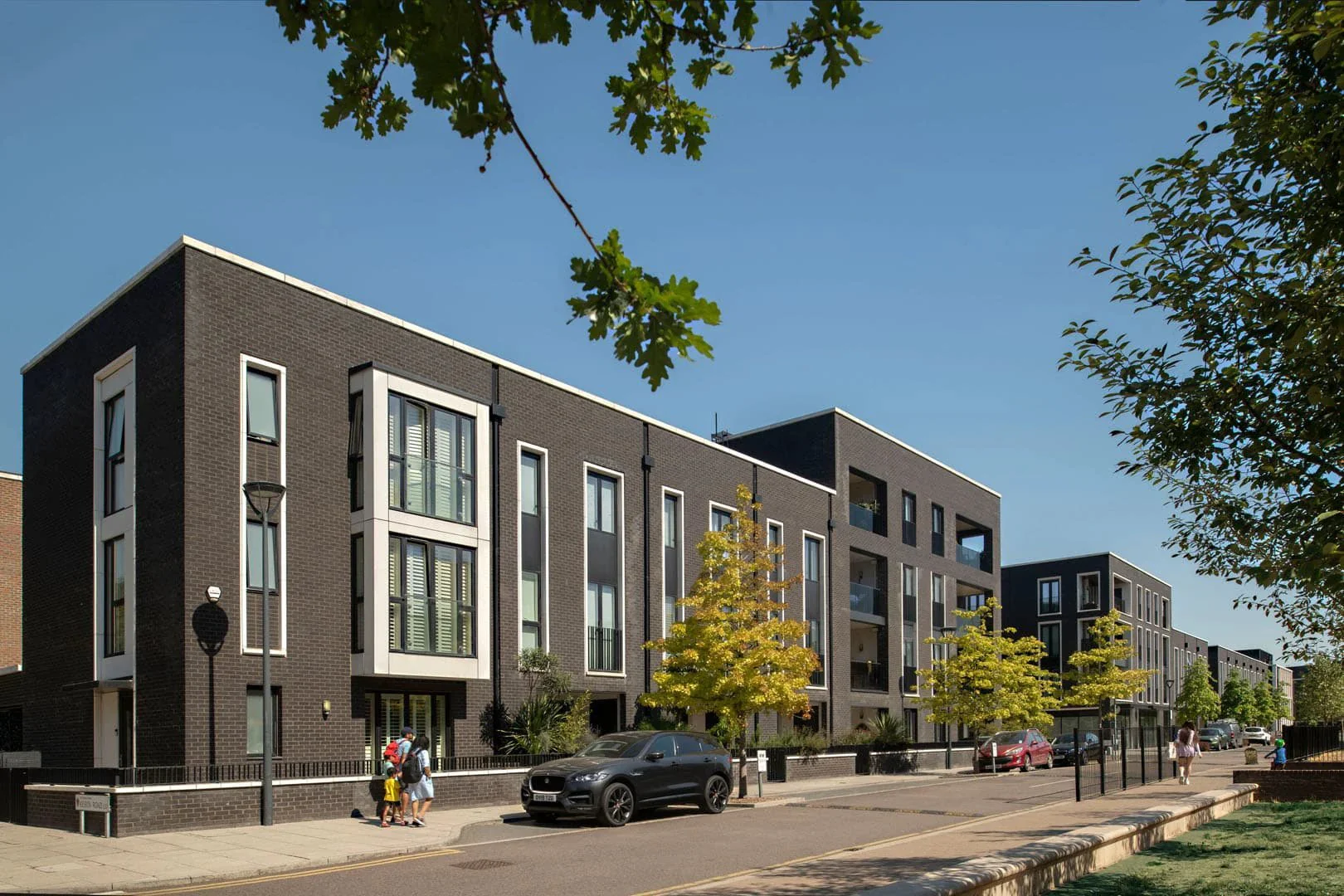 Carlton Black Smooth Brick 65mm - Image 3