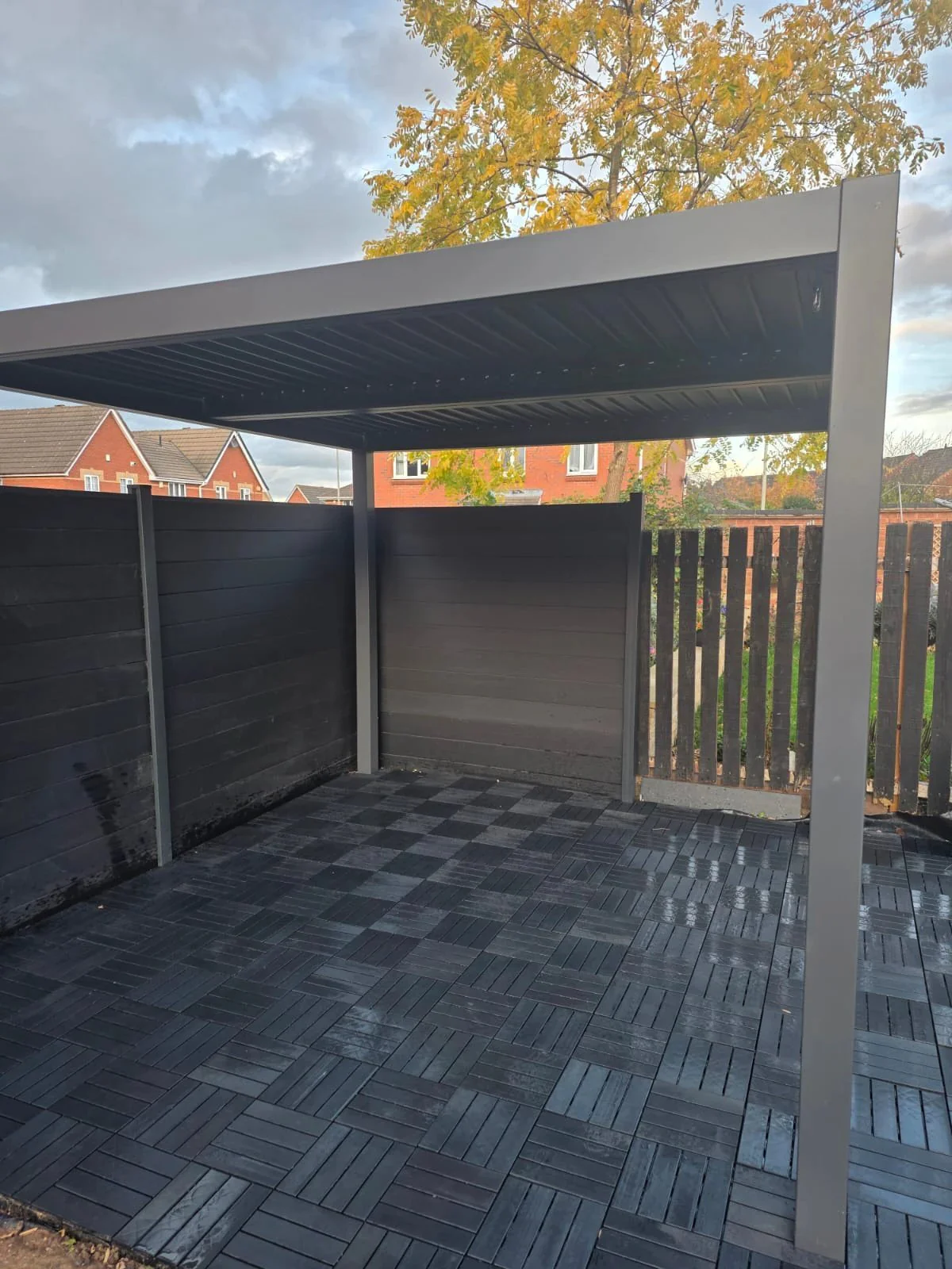 Decki Push-Fit Decking Tiles 4 Pack Seamless Grids Compatible For Decks Patios Gyms Sheds Slip-Resistant - Image 6