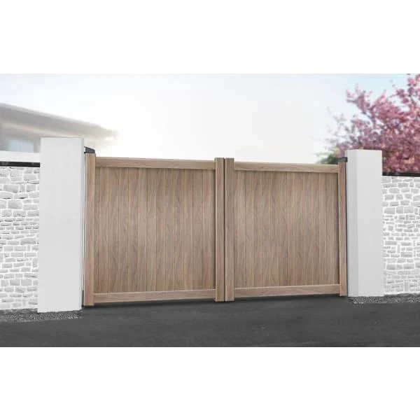 Flat Top Metal Double Driveway Gate with Vertical Infill - Image 3