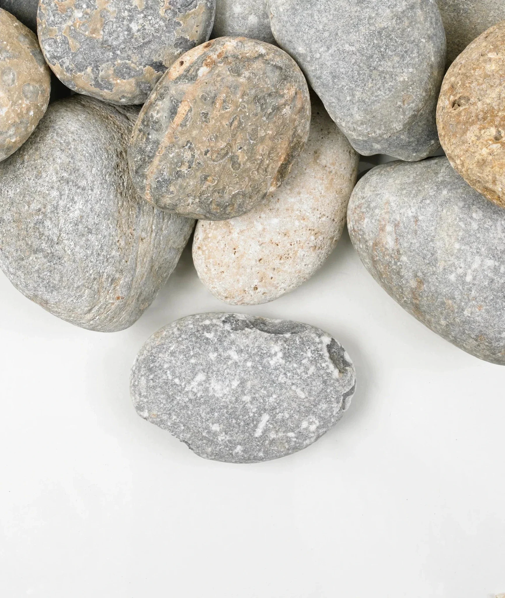 Granite Grey River Cobbles 60-120mm - Image 2