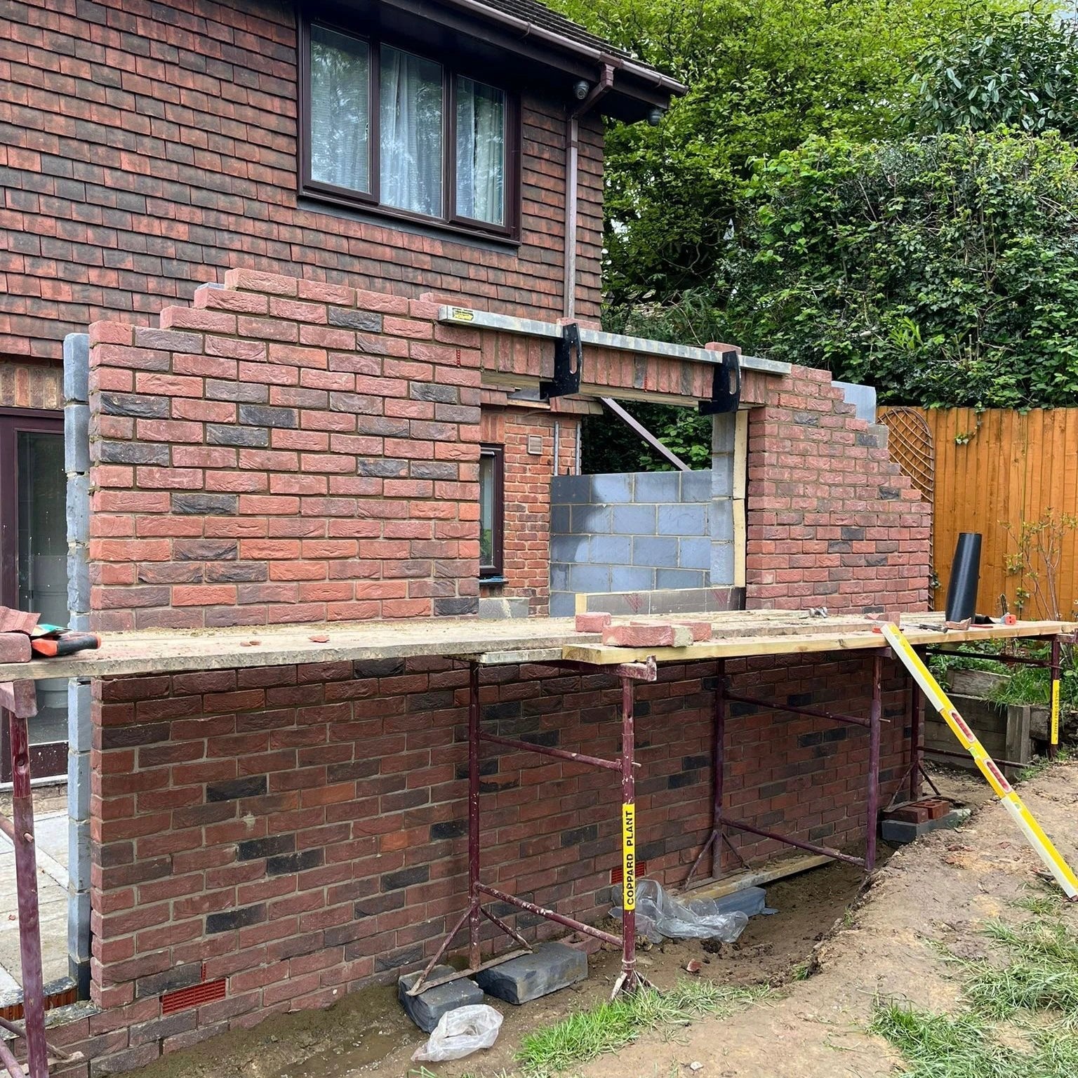 Lintel Bricklayer Profile Supports / Soldier Brackets (Pair) - Image 6