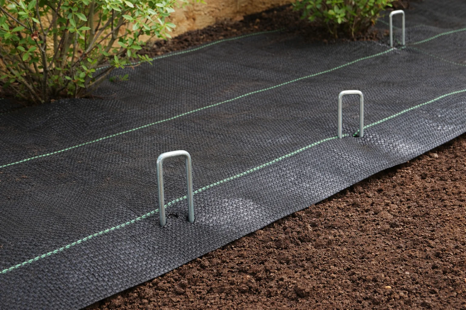 Weed Control Fabric Roll 50m2 100gsm - Image 4